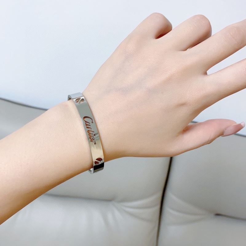 Ca*t1er bracelets